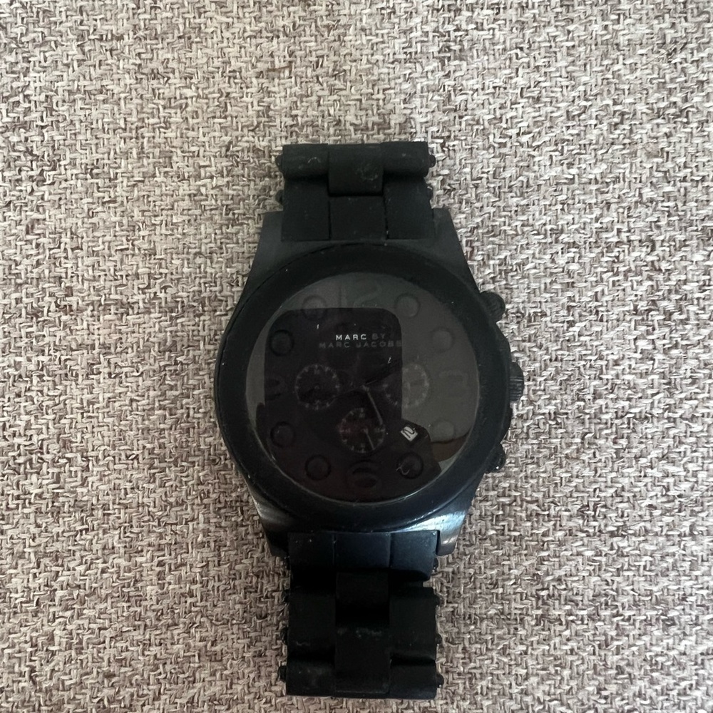 Marc Jacobs Sleek Black watch